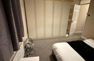 Cozy Two Bedroom in Welling - Photo 17