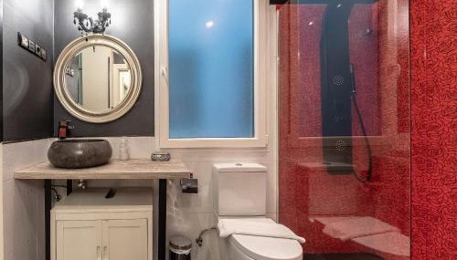 Bilbao Volantin II with jacuzzi by Aston Rentals - Foto 5, towels, Shower