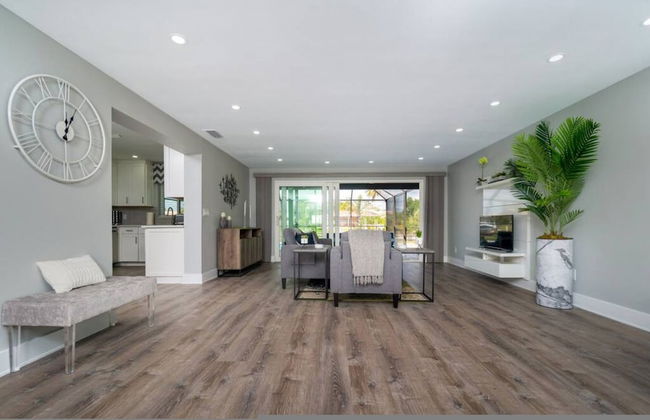 Villa Capri - Waterfront Retreat With Heated Pool - Foto 16