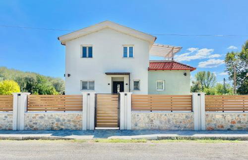 Πράσινο σπιτάκι - Foto 1