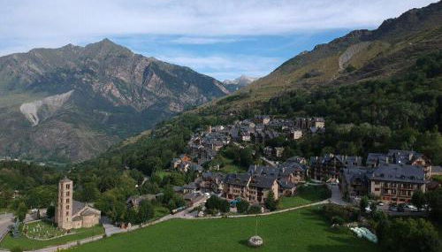 Apartamento con terraza y vistas panorámicas en Taüll con plaza de parking - Foto 3