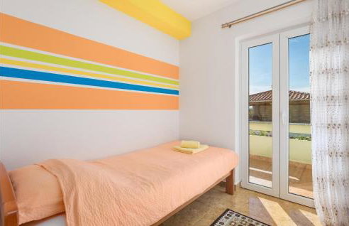 4 Bedroom Amazing Home In Garica - Photo 32