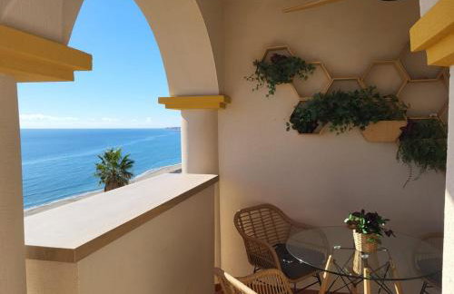 Elegant Sea View Apartment Near Beach & Train - Foto 6