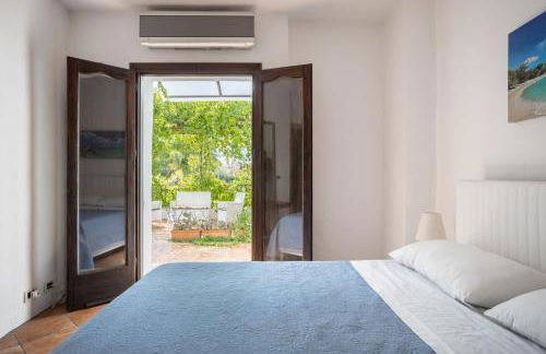 Villa a 300 Mt. dal Mare (Magaggiari) con campo da tennis - Foto 29