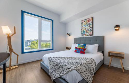 Chic and Cozy Home, Walk to Little Tokyo with Parking - Foto 6