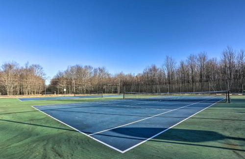 Fire Pit and Games! Secluded Chalet 30 Mi to Montage - Foto 40