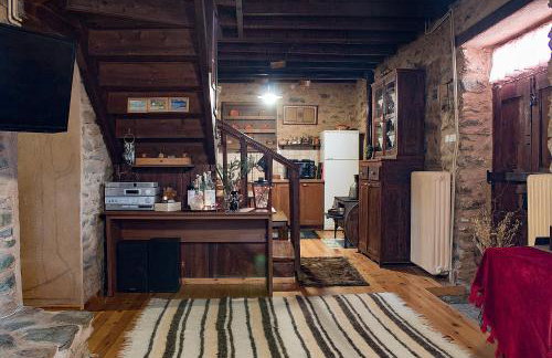 Lithia s Stonehouse. Το πέτρινο στη Λιθιά - Καστοριά - Foto 15