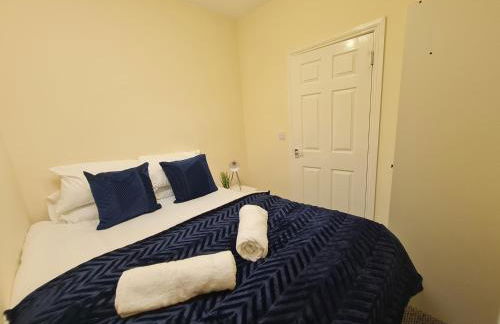 Perfect Location 2 BR serviced apartment Nr Bike Park Wales & Brecon Beacons - Photo 8