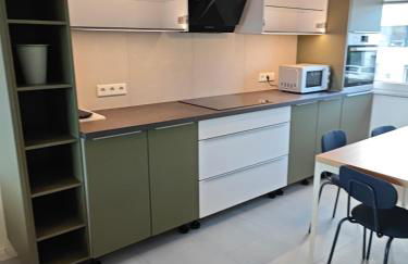 Siegen 2 - Geisweid Work and stay Neu Modernisiert 3 Schlafzimmer Badezimmer Wohnzimmer Balkon - Foto 1