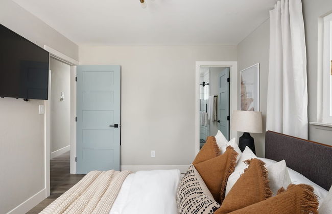 Peaceful 4br With Fire Pit and Huge Yard - Foto 25