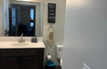 304 New Luxury Downton Condo with Fireplace, 2 bdrm - Foto 4