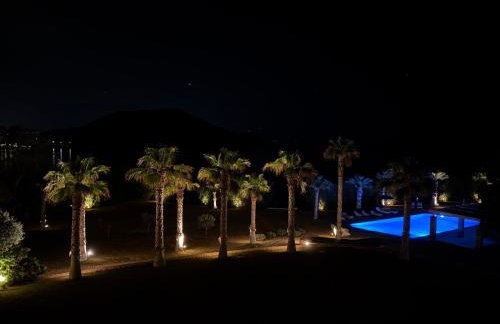 Blue Angel Villa Luxury Seafront Estate - Foto 56