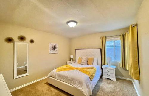 Stunning Panoramic Waterfront Pool Home Escape - Foto 51