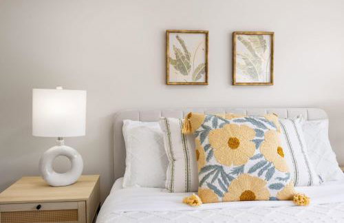 Newly Remodeled Hilltop 4B Retreat with Gym - Foto 30