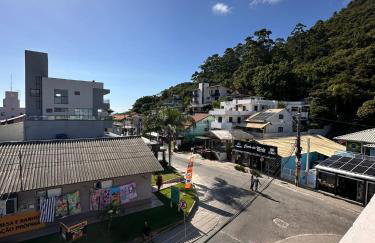 Condomínio Eliliane - Cobertura em Canto Grande - Foto 8