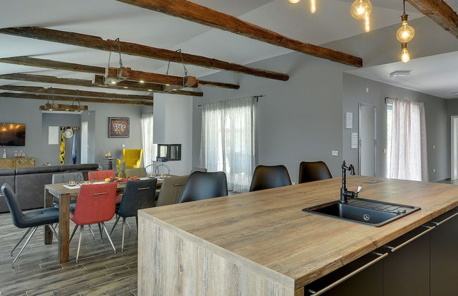 Lovely Holiday Home With Private Pool - Foto 18