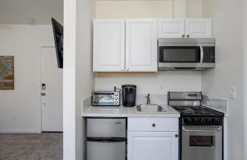 Mother in Law Suite with Private Hot Tub--Downtown - Foto 5