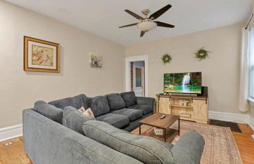 Housepitality - Harrison Mansion - Great Location - Photo 5