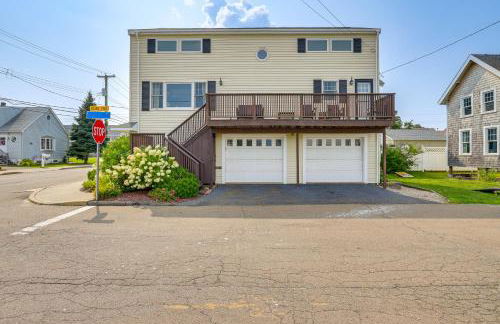 Walk to Beaches Sunny East Haven Home with Grill - Foto 29