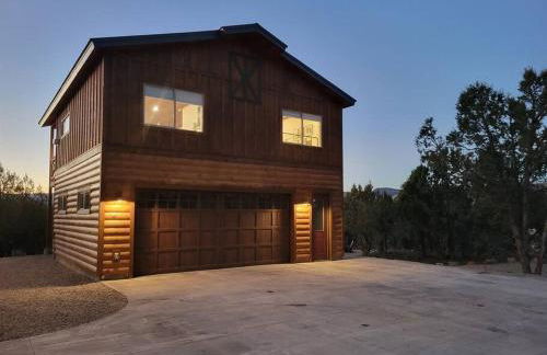 Painted Cliffs-Hot Tub, Amazing Views Between Zion and Bryce - Foto 10