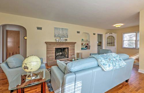 Williams Bay Retreat Walk to Lake Geneva and Town! - Foto 8