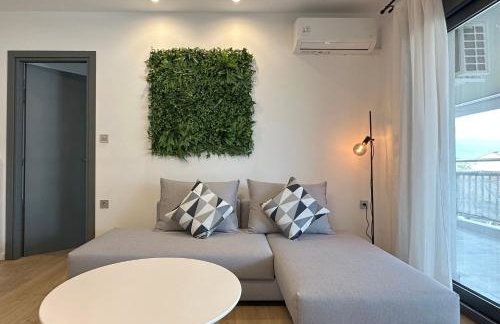 On the Edge - Suites & Apartments - Photo 46