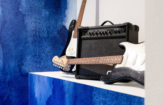 Disco Den w Hot Tub 6 min Walk to Rainey St - Foto 32