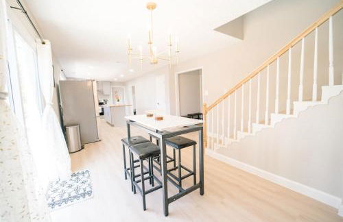 Spacious 10BR 5BA Free Parking Minutes to DC with Pool - Foto 20