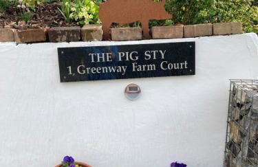 The Pigsty - Photo 21