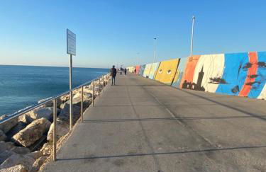 Blue Zen beachfront apartment - Foto 13