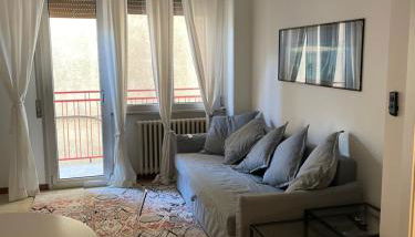 Viale Pascoli Due - Foto 1