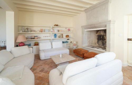 Narcisse Bienvenue - Élégance et Raffinement - Photo 8