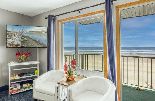 Oceanfront Suite - Sleeps Six - Pool & Hot Tub - Foto 6