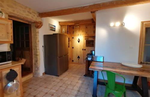 Croassecorbeau Maison de Famille au pied du Ventoux - Foto 22