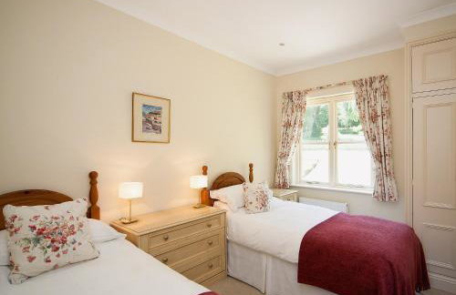 Ware House Cottage - Photo 7