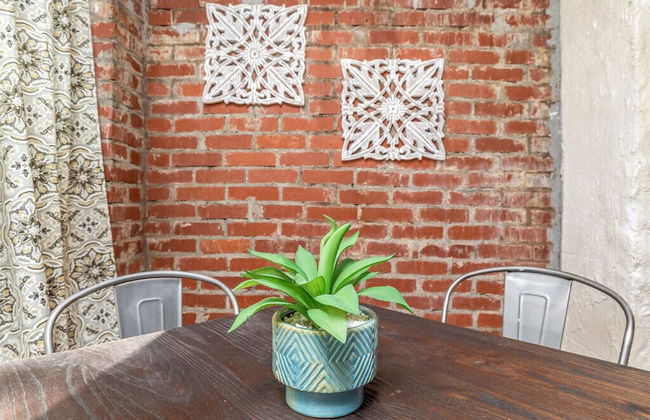 Southern Belle Carriage House - Photo 11