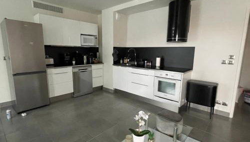 PRADO PLAGE DAVID - STADE VELODROME - PARC CHANOT - Luxury apartment by the Sea - Enjoy premium comfort with access to international TV channels from all over the world - Foto 5