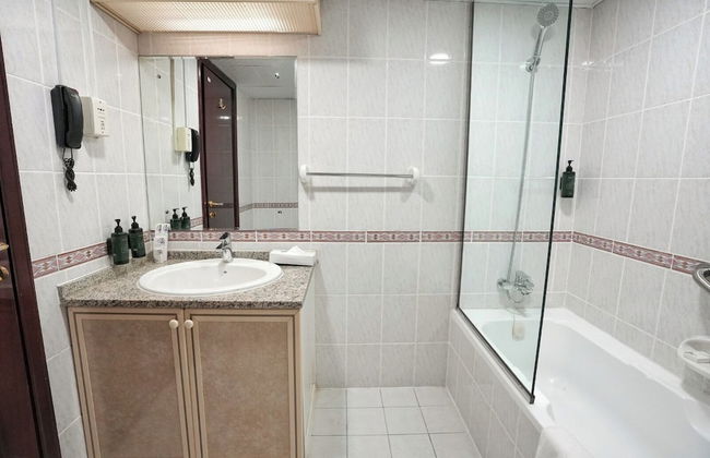 Imperiaa by HOC Globe - Photo 17