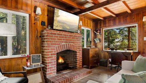 Cute Romantic Cabin With Hot Tub 5 Min from Lake - Foto 5