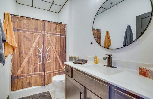 Cashton Studio Apartment Steps to Downtown! - Foto 17