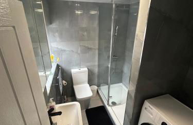 Oldbury House - Bespoke for Contractors - Foto 12