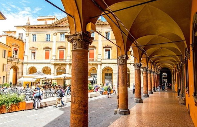 Private Transfer: Florence to Venice with Stop in Bologna - Photo 1