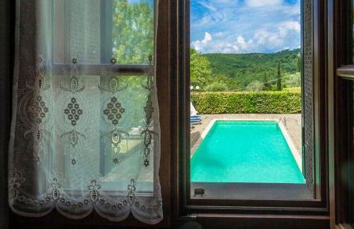 Experience the charm of Tenuta Le Caselle, a cozy farmhouse surrounded by nature and comfort! - Foto 37