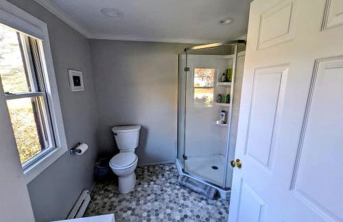 Cozy Waterfront Cottage with Private Beach and Fire Pit Near Gouldsboro, Maine - Foto 25