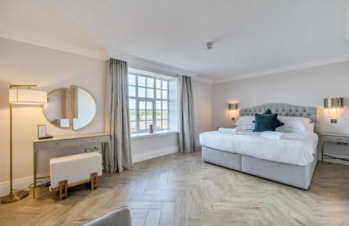 Otherton Hall - Photo 30