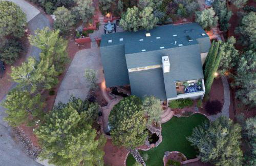 Luxe Boutique-Style Home w/Indoor Hot Tub - Foto 51