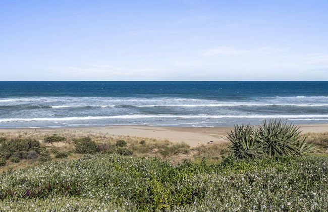 Seafarers Getaway - Photo 35