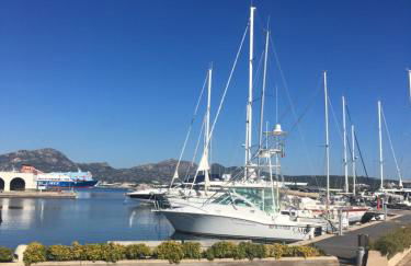 La Marina Apartment with Pool - Foto 22