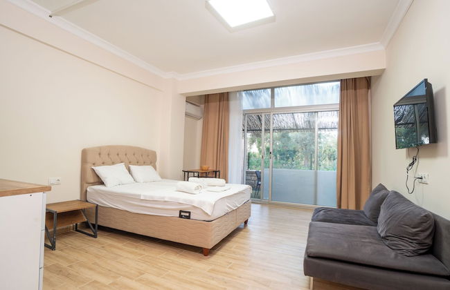 Capo Calaberno Aparts - Photo 56