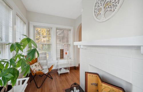 Exclusive Ottawa Hills Private Home, Garage, WD, Gourmet Equipped kitchen, Netflix - Foto 18